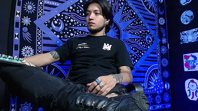 Dicaprioo  online show from February 12, 4:55 pm