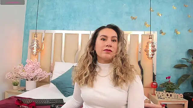 RubbyTaylor online show from April 28, 2:33 pm