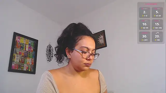 Snapshot of Rachell__420 chatting on August 1, 3:11 pm Rachell 420 online show from August 1, 3:11 pm