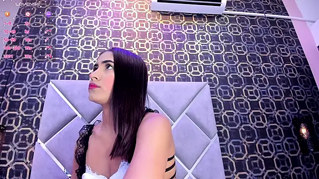 Snapshot of CherryBlossom23 chatting on November 4, 1:38 am CherryBlossom23 online show from November 4, 1:38 am