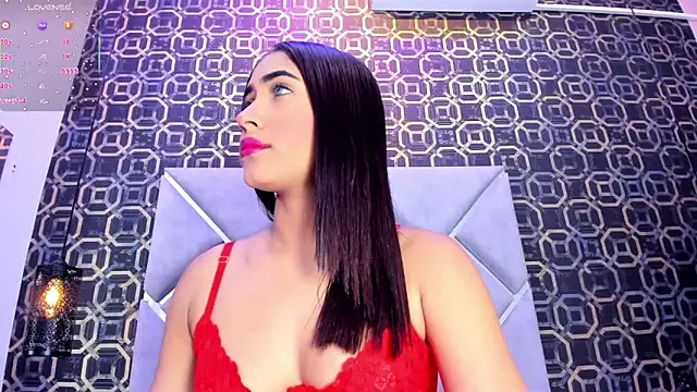 Snapshot of CherryBlossom23 chatting on November 29, 1:19 am CherryBlossom23 online show from November 29, 1:19 am