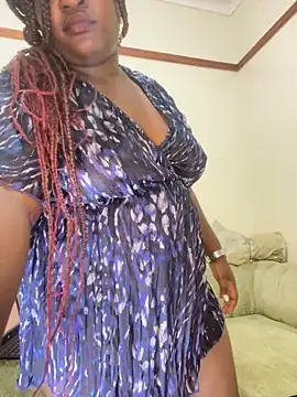 Snapshot of sweet18creamybigpussy chatting on June 12, 11:35 pm sweet18creamybigpussy online show from June 12, 11:35 pm
