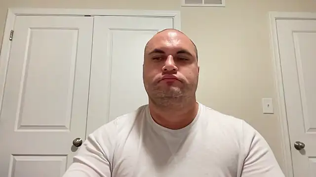 SluggishChase99 online show from December 16, 11:28 pm