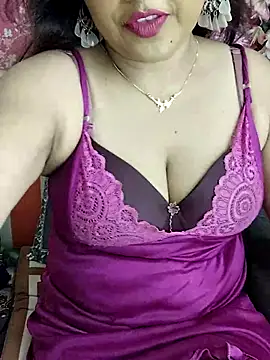 Snapshot of joya_bhabi chatting on July 7, 2:43 pm joya bhabi online show from July 7, 2:43 pm