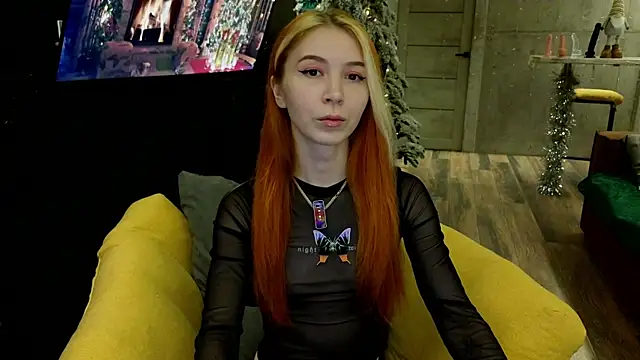 Snapshot of izi-fox chatting on December 6, 3:11 pm izi-fox online show from December 6, 3:11 pm