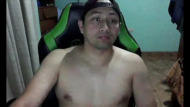 Snapshot of Allen_ibe chatting on February 7, 6:06 am Allen ibe online show from February 7, 6:06 am