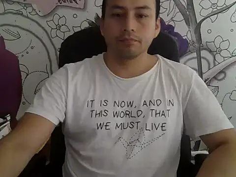 Snapshot of Allen_ibe chatting on April 11, 3:16 pm Allen ibe online show from April 11, 3:16 pm