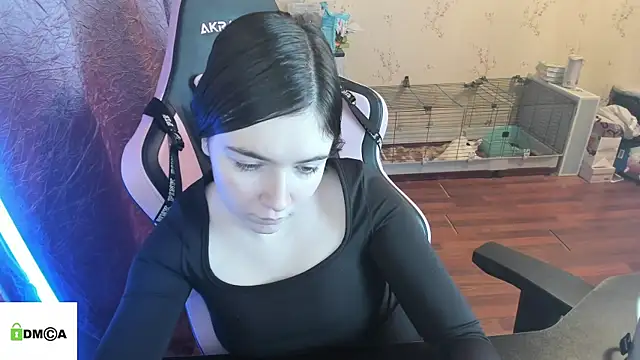 Crazy forest fairy online show from May 10, 9:53 pm