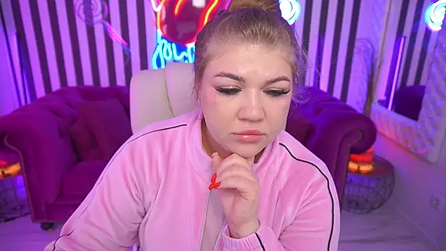 Snapshot of GabbieJay chatting on May 20, 12:55 pm GabbieJay online show from May 20, 12:55 pm