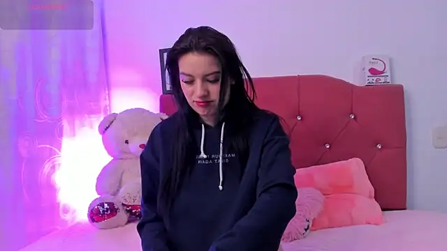 LucianaTomson online show from October 11, 9:35 pm