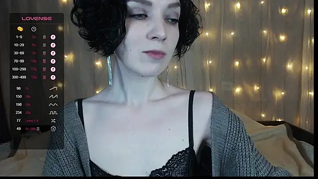 TinaWince online show from December 5, 4:53 am