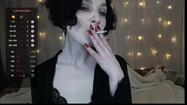 TinaWince online show from December 28, 7:55 am