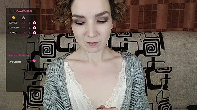 TinaWince online show from November 8, 4:45 am