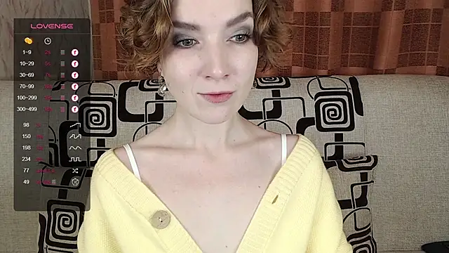 TinaWince online show from November 30, 4:49 am