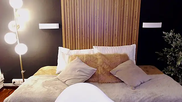 dafne bss online show from March 18, 5:31 am