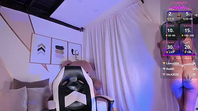 maye wells online show from January 2, 8:24 pm