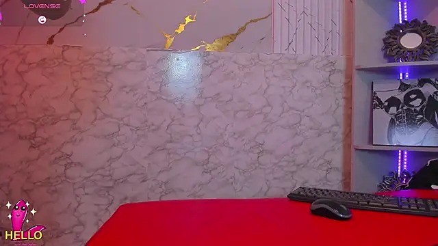 kendalltaylorr online show from March 1, 9:18 am