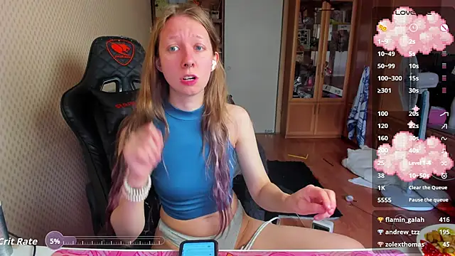 Snapshot of cutieMila chatting on June 16, 8:39 am cutieMila online show from June 16, 8:39 am