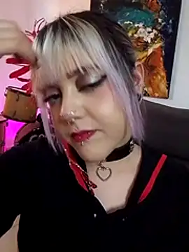 Charlotte Myers online show from November 17, 8:47 pm