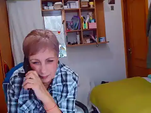 Snapshot of Victoria5643 chatting on December 10, 7:22 pm Victoria5643 online show from December 10, 7:22 pm