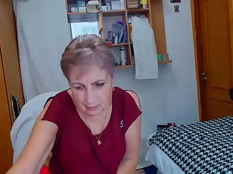 Snapshot of Victoria5643 chatting on December 14, 4:42 pm Victoria5643 online show from December 14, 4:42 pm