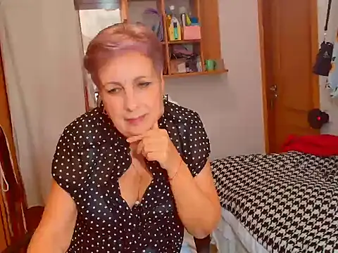 Snapshot of Victoria5643 chatting on December 22, 3:44 pm Victoria5643 online show from December 22, 3:44 pm