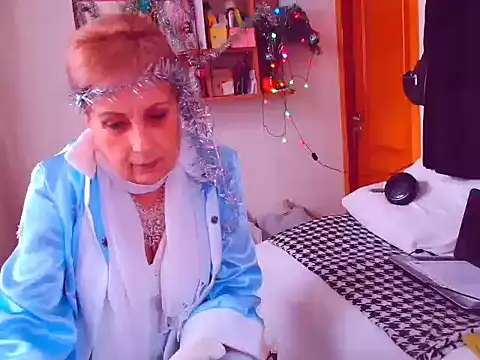 Snapshot of Victoria5643 chatting on January 11, 9:04 am Victoria5643 online show from January 11, 9:04 am