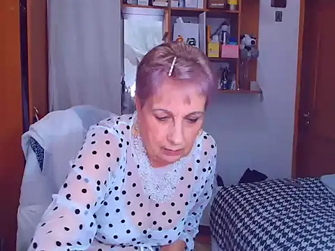 Snapshot of Victoria5643 chatting on January 30, 9:14 pm Victoria5643 online show from January 30, 9:14 pm