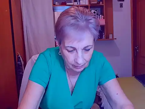 Snapshot of Victoria5643 chatting on February 27, 6:53 pm Victoria5643 online show from February 27, 6:53 pm