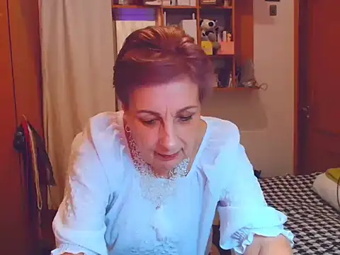 Victoria5643 online show from March 10, 8:12 pm