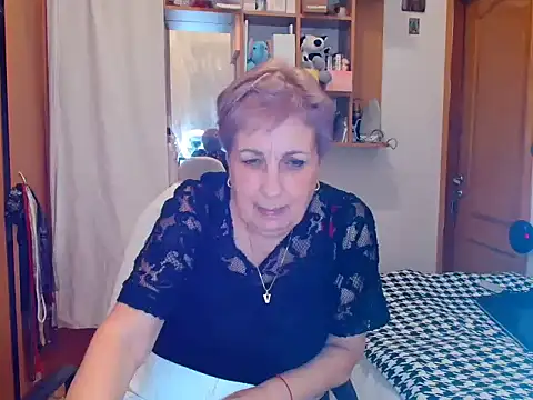 Snapshot of Victoria5643 chatting on March 12, 8:20 pm Victoria5643 online show from March 12, 8:20 pm