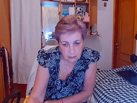 Snapshot of Victoria5643 chatting on March 13, 8:54 pm Victoria5643 online show from March 13, 8:54 pm