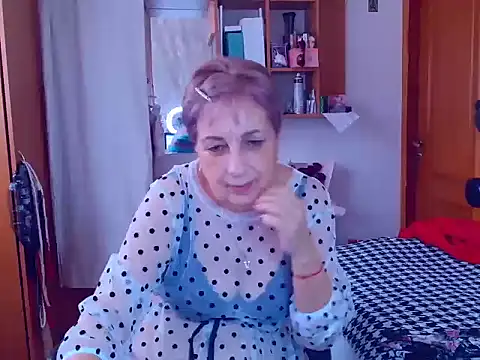 Snapshot of Victoria5643 chatting on March 16, 10:33 am Victoria5643 online show from March 16, 10:33 am