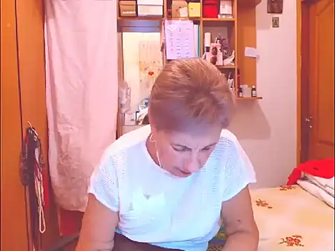 Snapshot of Victoria5643 chatting on September 15, 7:25 pm Victoria5643 online show from September 15, 7:25 pm