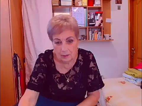 Snapshot of Victoria5643 chatting on September 27, 2:55 pm Victoria5643 online show from September 27, 2:55 pm