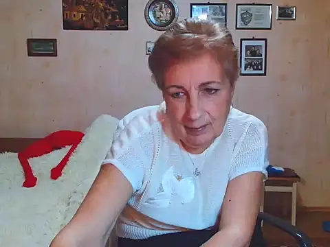 Victoria5643 online show from March 14, 6:46 pm