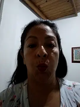 Snapshot of Catalina_JH chatting on February 16, 5:15 am Catalina JH online show from February 16, 5:15 am