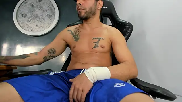 Bryan Bronx online show from March 14, 10:05 pm