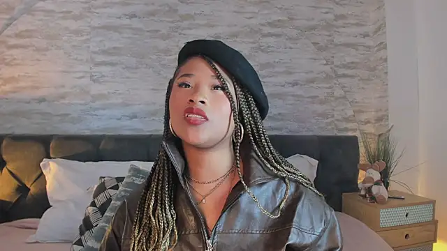 Snapshot of Anneth__M chatting on June 11, 8:07 pm Anneth M online show from June 11, 8:07 pm