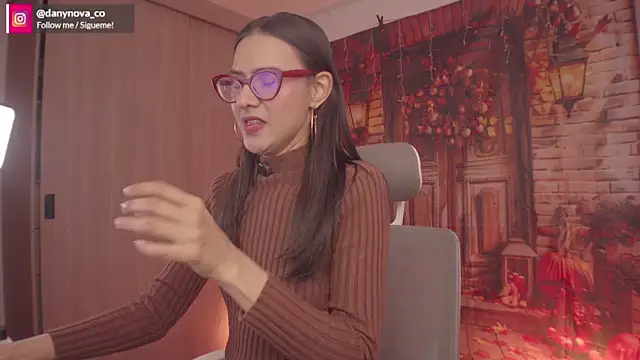 DanyNova Co online show from November 19, 9:04 pm