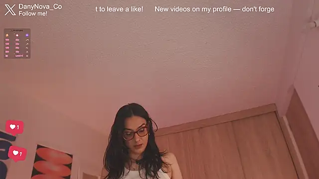 Snapshot of DanyNova_Co chatting on June 9, 9:04 pm DanyNova Co online show from June 9, 9:04 pm
