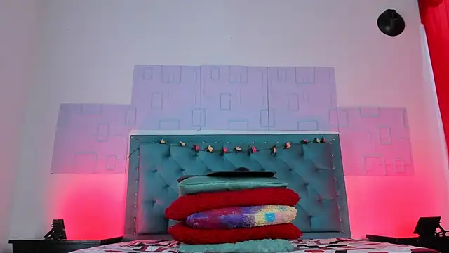 thamara26 online show from March 4, 2:10 pm