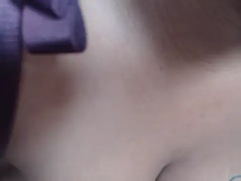 Snapshot of chanel_love chatting on January 29, 8:25 pm chanel love online show from January 29, 8:25 pm