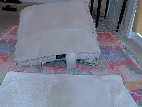 Snapshot of chanel_love chatting on February 25, 7:47 pm chanel love online show from February 25, 7:47 pm