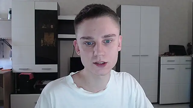 angryzan online show from January 21, 10:30 am