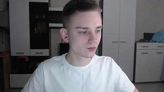 angryzan online show from January 23, 4:09 am