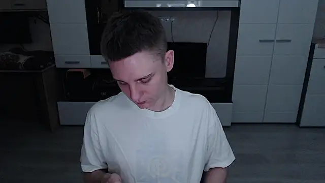 angryzan online show from October 17, 4:15 am