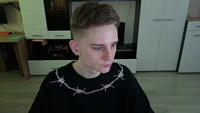 angryzan online show from February 18, 6:42 am