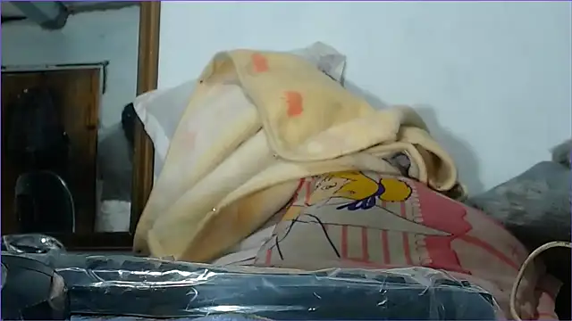 hairy pussywet online show from December 5, 8:45 am