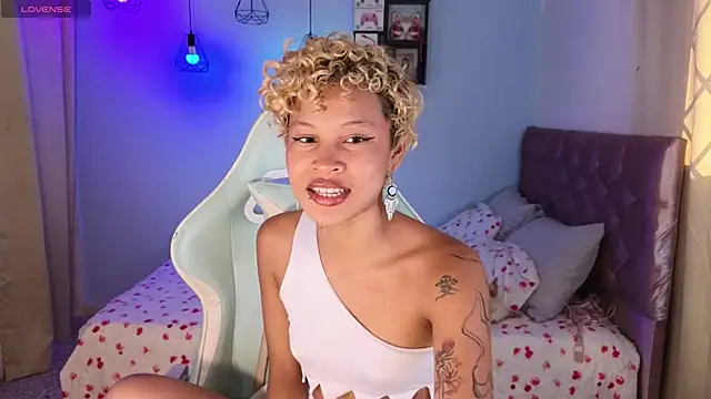 Peggy Funn online show from January 23, 9:29 pm